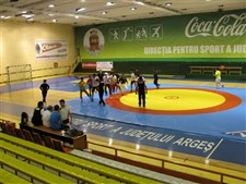 تورنمنت بين‌المللي كشتي آزاد و فرنگي جوانان - روماني گزارش تصويري-117