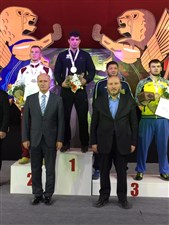 رقابت های کشتی آزاد دانشجویان جهان- ترکیه همراه با عكس5